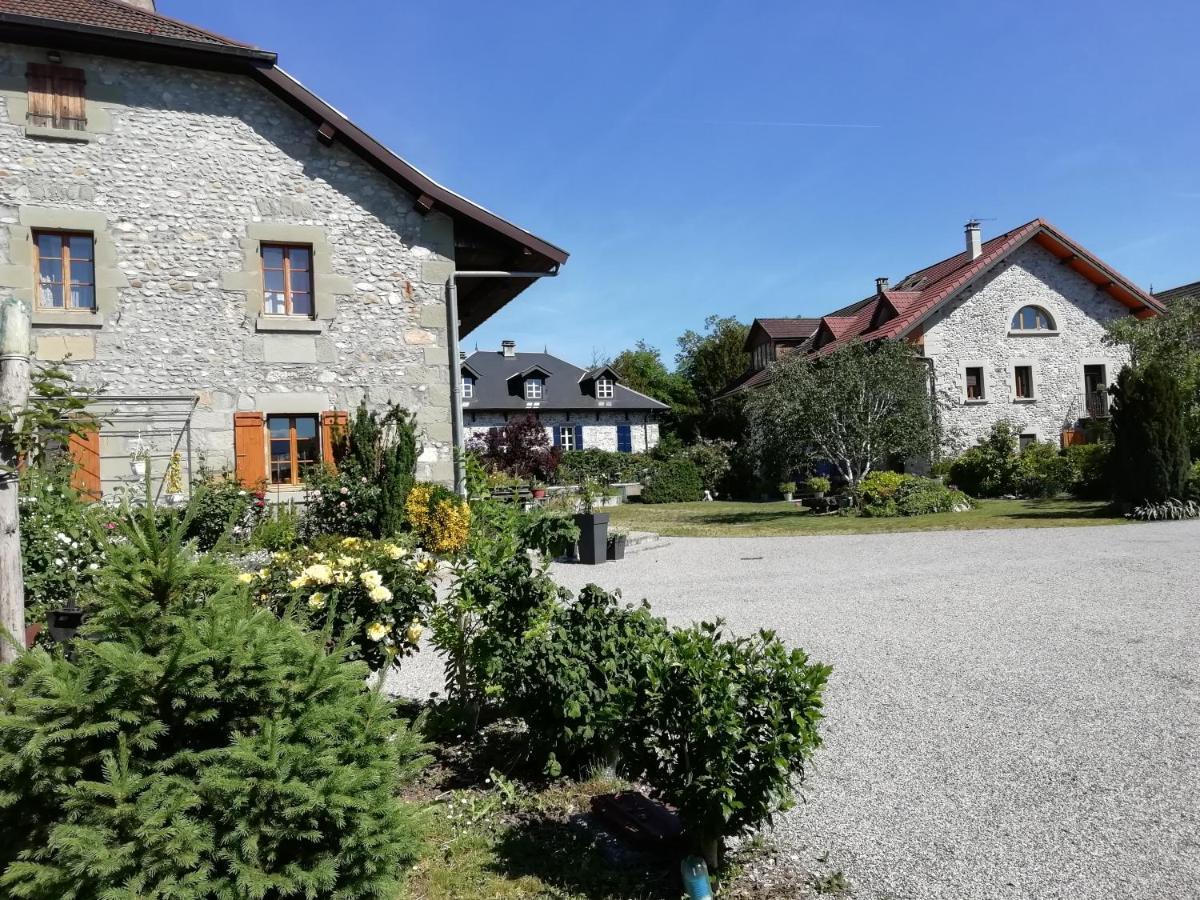 Escapade Champetre Bed & Breakfast Hauteville-sur-Fier Екстериор снимка