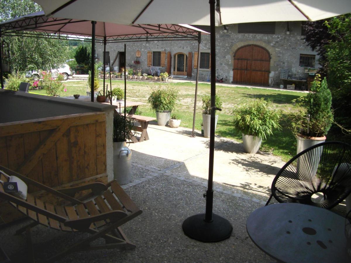 Escapade Champetre Bed & Breakfast Hauteville-sur-Fier Екстериор снимка