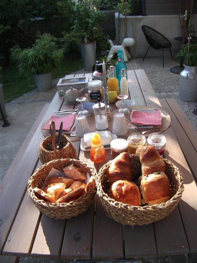 Escapade Champetre Bed & Breakfast Hauteville-sur-Fier Екстериор снимка