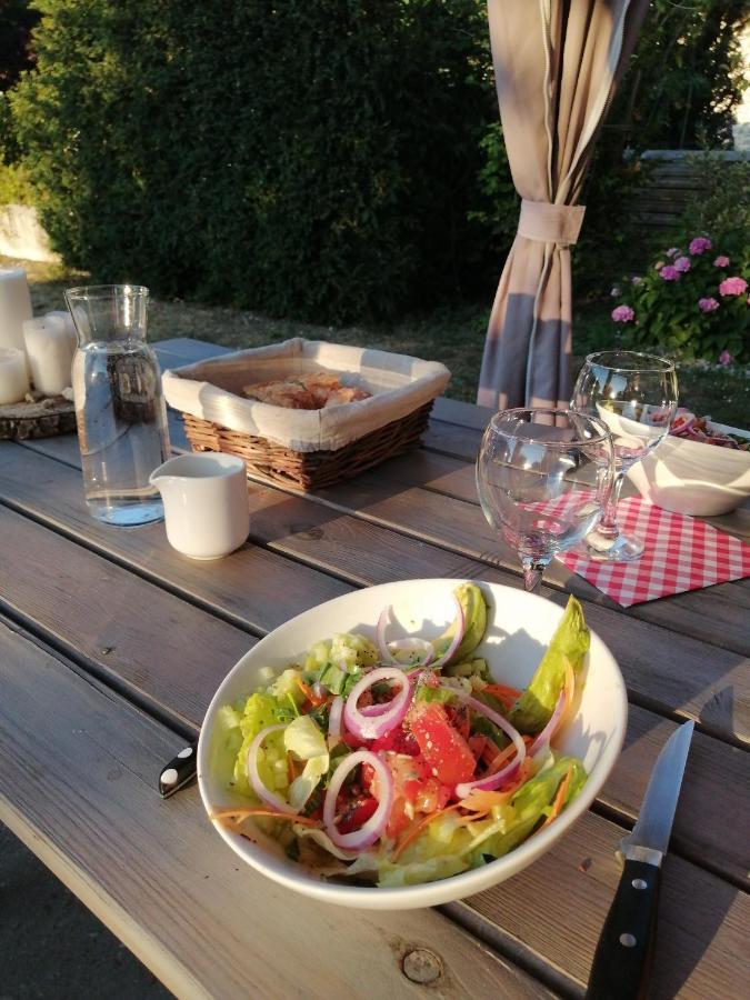 Escapade Champetre Bed & Breakfast Hauteville-sur-Fier Екстериор снимка